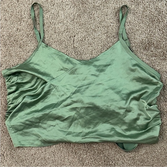 NWT Cider Satin Tie-Front Crop Top | Green V-Neck Camisole | Size 3X - Picture 8 of 8